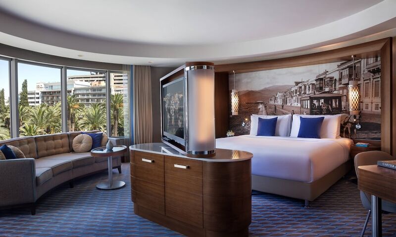 Renaissance Izmir Hotel