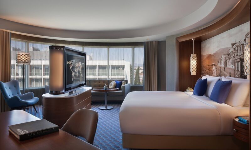 Renaissance Izmir Hotel