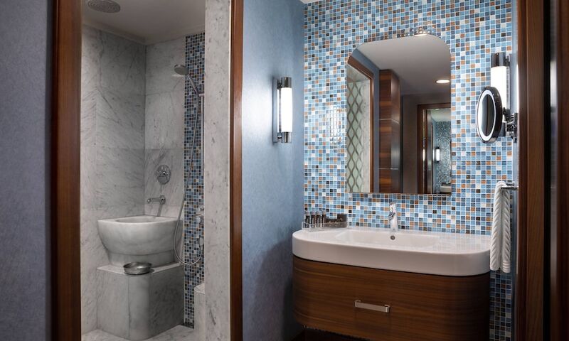 Renaissance Izmir Hotel