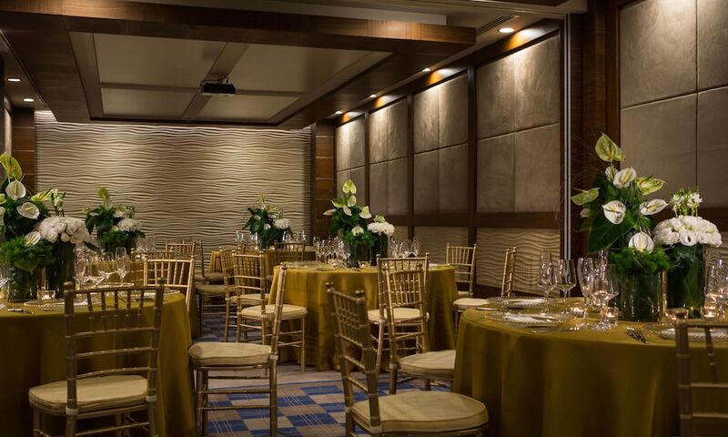 Renaissance Izmir Hotel