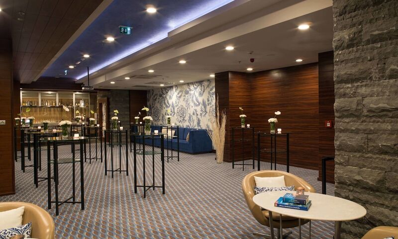 Renaissance Izmir Hotel