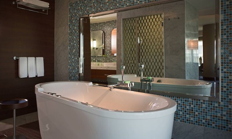 Renaissance Izmir Hotel
