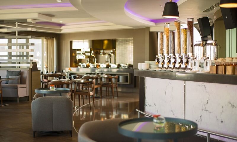 Renaissance Izmir Hotel