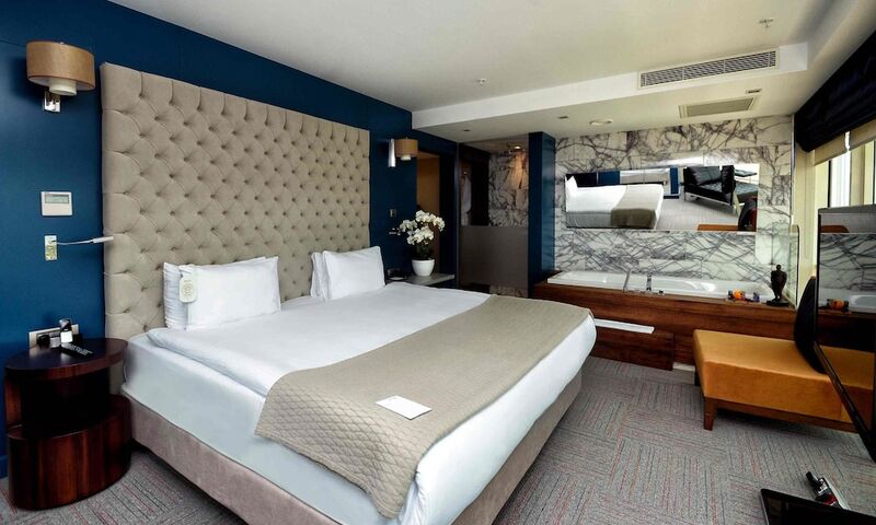 Ramada Encore by Wyndham Izmir