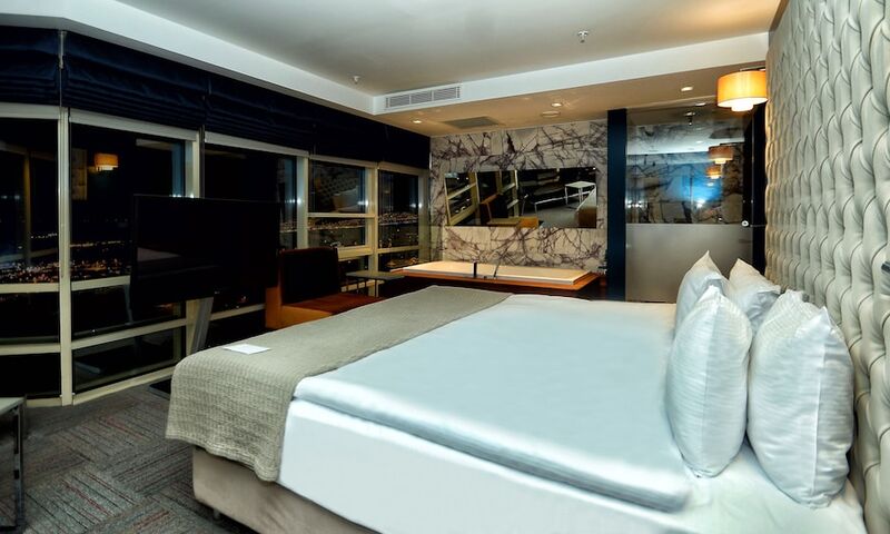 Ramada Encore by Wyndham Izmir