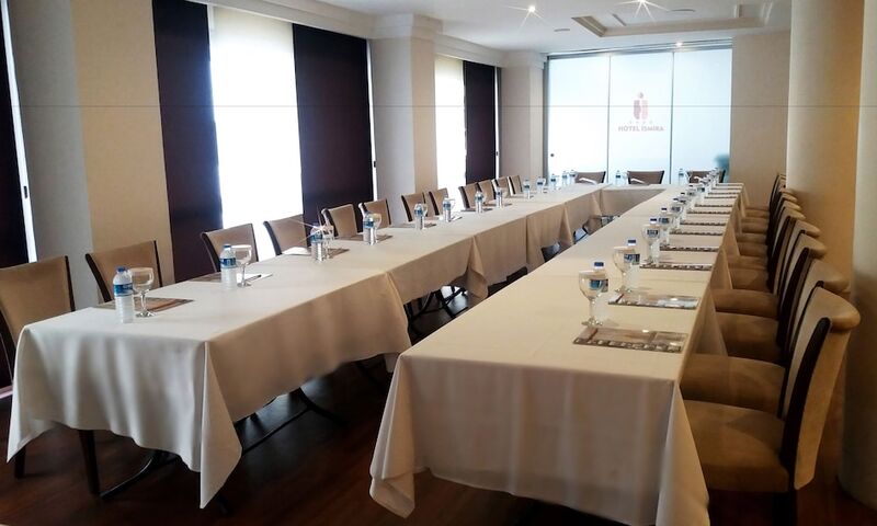 Ismira Hotel