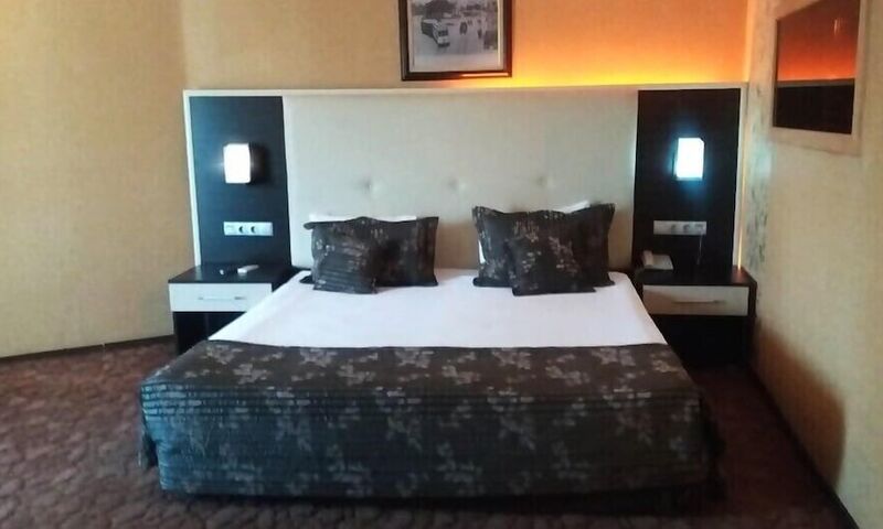 Ismira Hotel