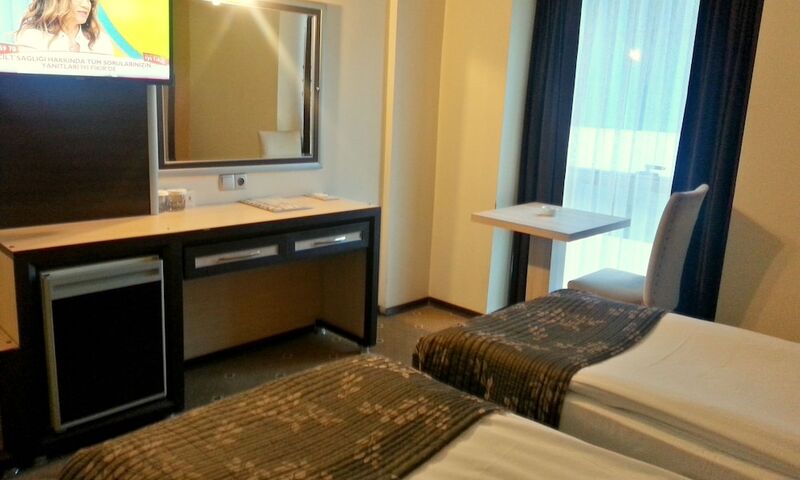 Ismira Hotel