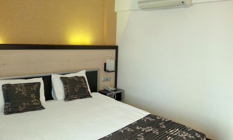 Ismira Hotel