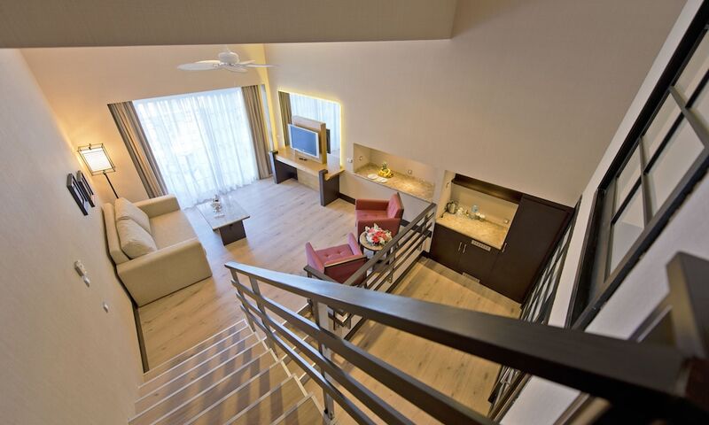 Limak Lara De Luxe Hotel - All Inclusive