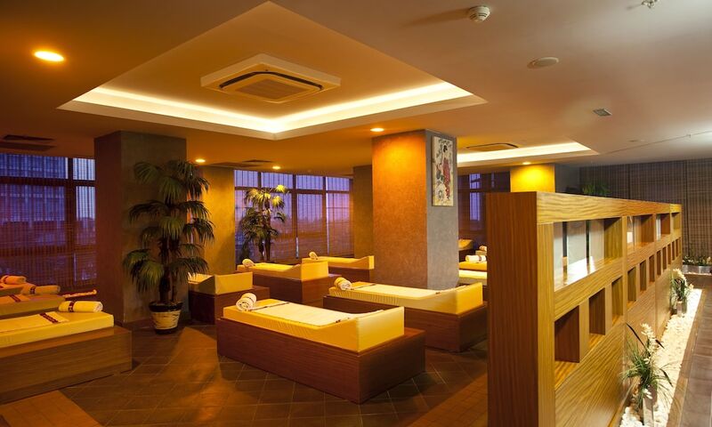 Limak Lara De Luxe Hotel - All Inclusive