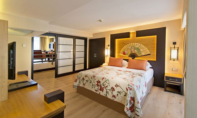 Limak Lara De Luxe Hotel - All Inclusive