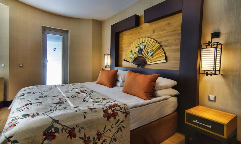 Limak Lara De Luxe Hotel - All Inclusive