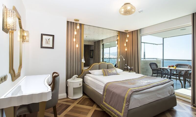 Izmir Palas Otel