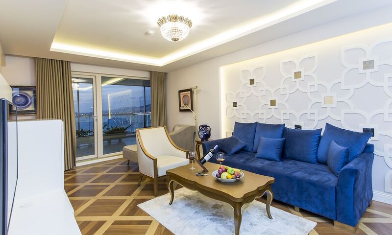 Izmir Palas Otel