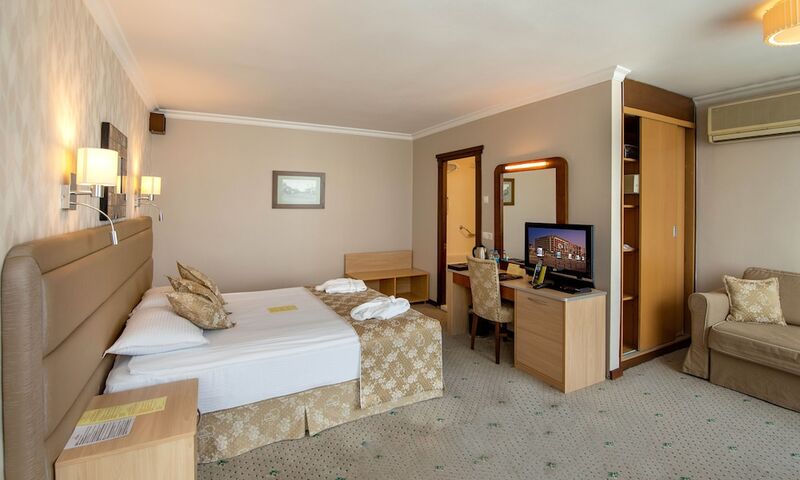 Izmir Palas Otel
