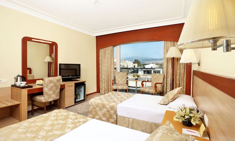 Izmir Palas Otel