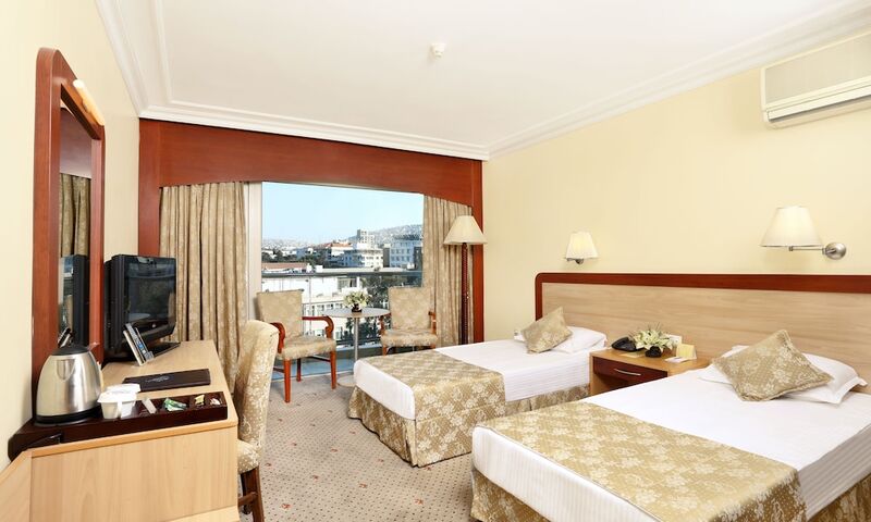 Izmir Palas Otel