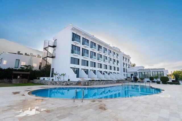 Bellapais Oasis Hotel