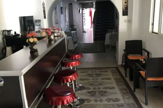 City Hotel 