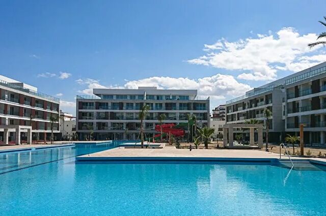 Courtyard Long Beach Holiday Resort