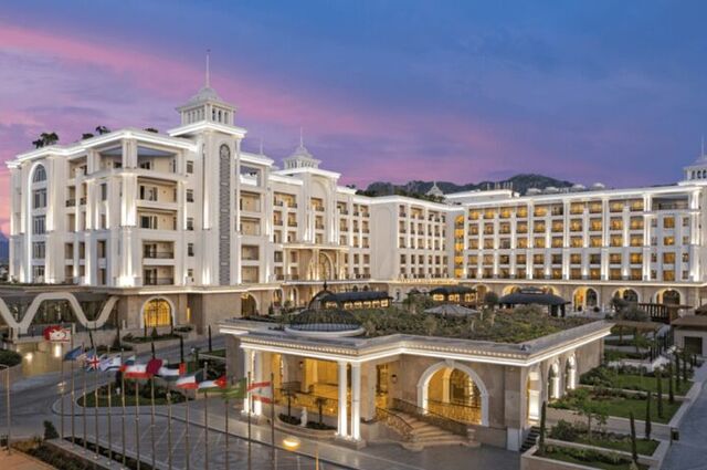 Merit Royal Diamond Hotel  & Spa
