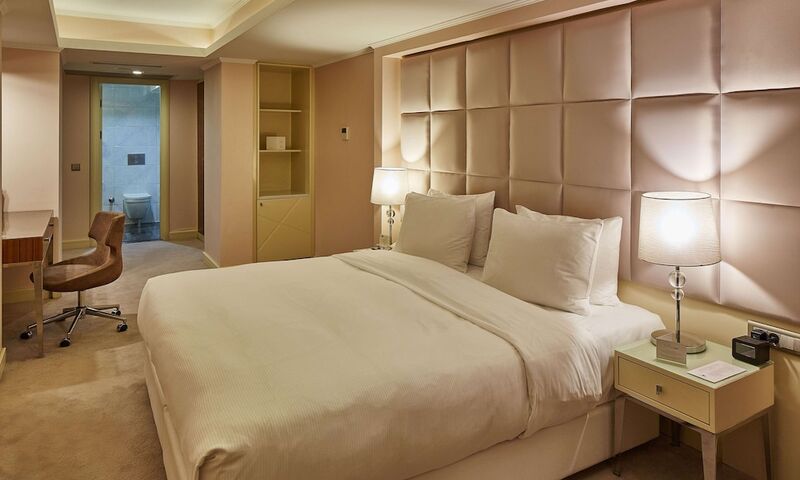 Doubletree By Hilton Hotel Izmir - Alsancak
