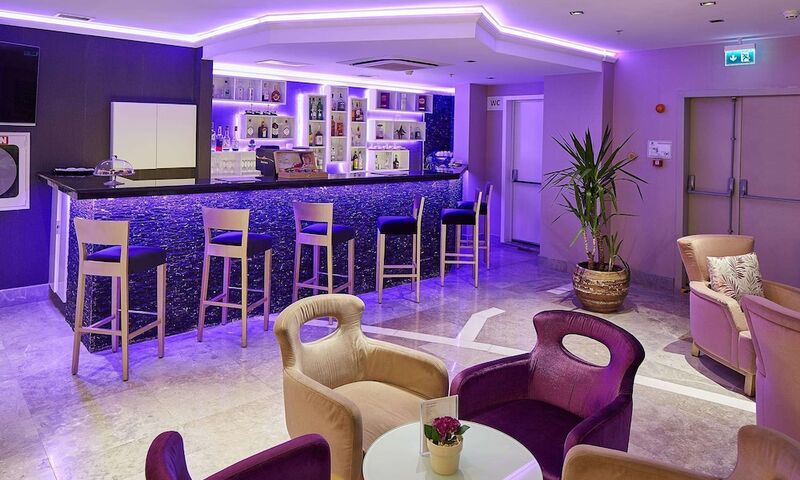 Doubletree By Hilton Hotel Izmir - Alsancak