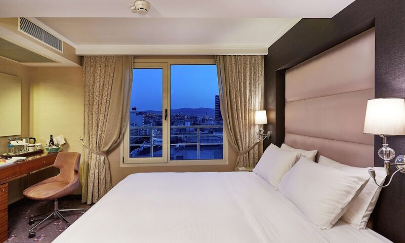 Doubletree By Hilton Hotel Izmir - Alsancak