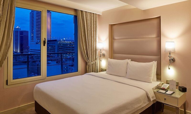 Doubletree By Hilton Hotel Izmir - Alsancak