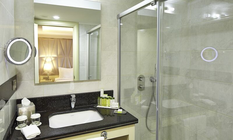 Doubletree By Hilton Hotel Izmir - Alsancak