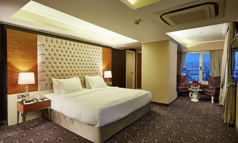 Doubletree By Hilton Hotel Izmir - Alsancak