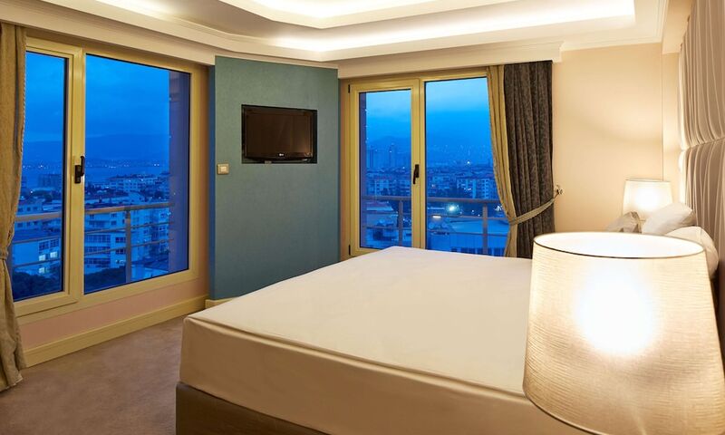 Doubletree By Hilton Hotel Izmir - Alsancak