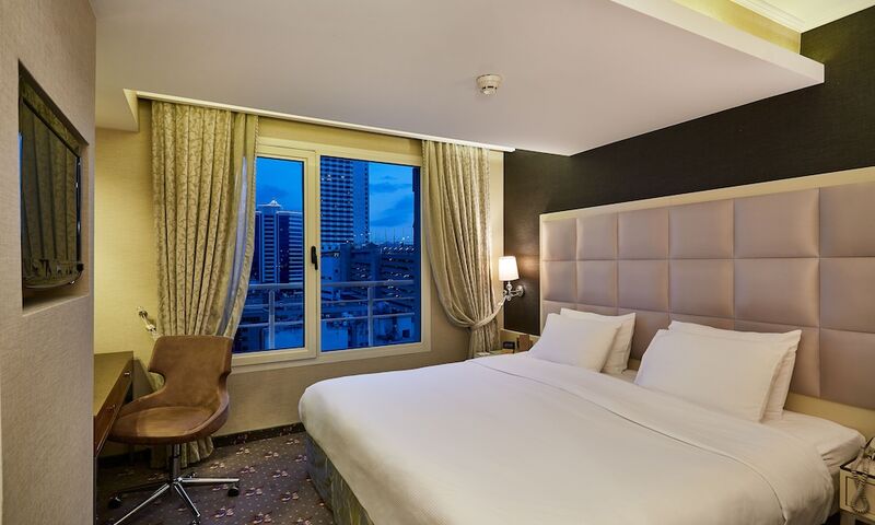 Doubletree By Hilton Hotel Izmir - Alsancak