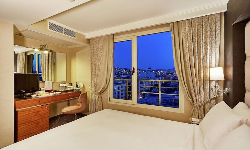 Doubletree By Hilton Hotel Izmir - Alsancak
