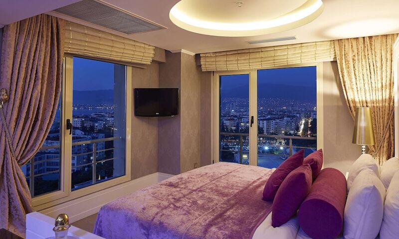 Doubletree By Hilton Hotel Izmir - Alsancak