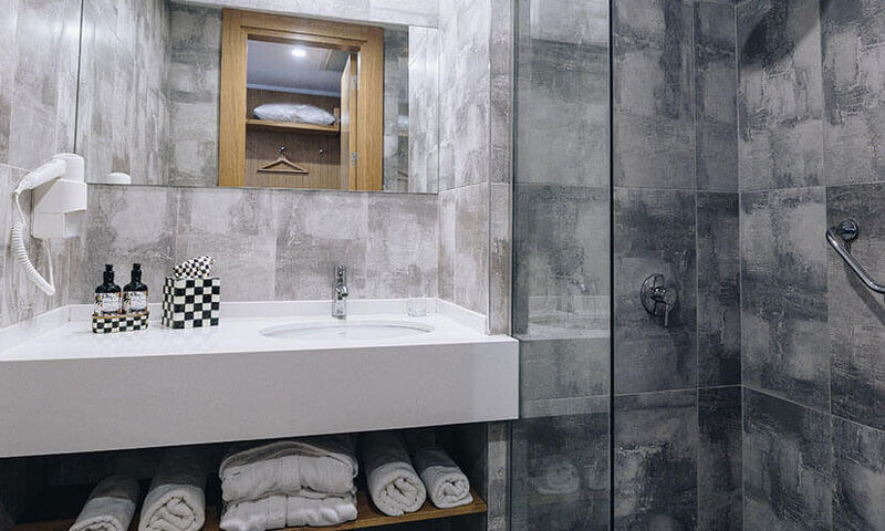 Ingate Hotel 