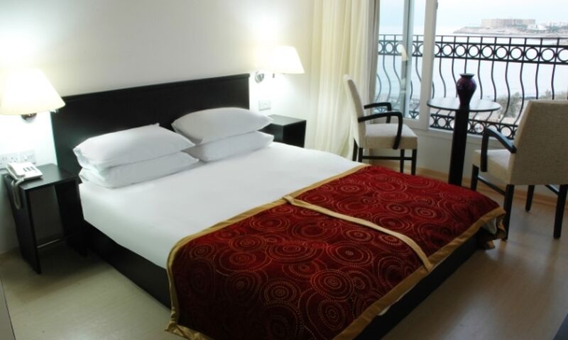 Ada Beach Hotel