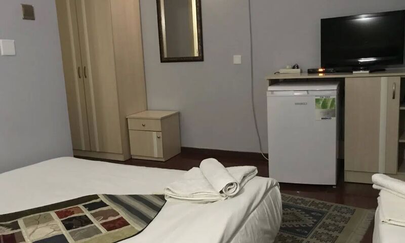 City Hotel 