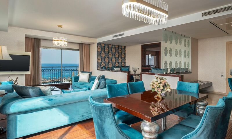 Cratos Premium Hotel & Casino