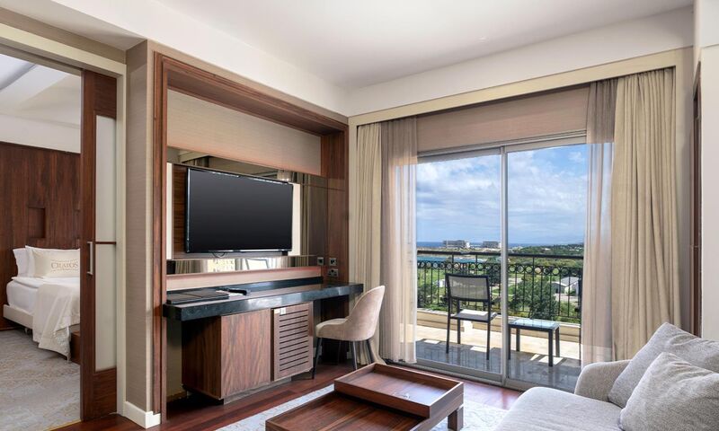 Cratos Premium Hotel & Casino