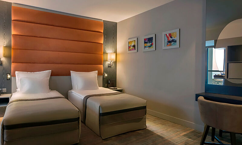 Elexus Hotel Resort 