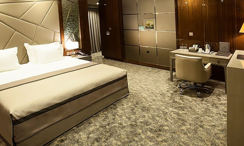 Elexus Hotel Resort 