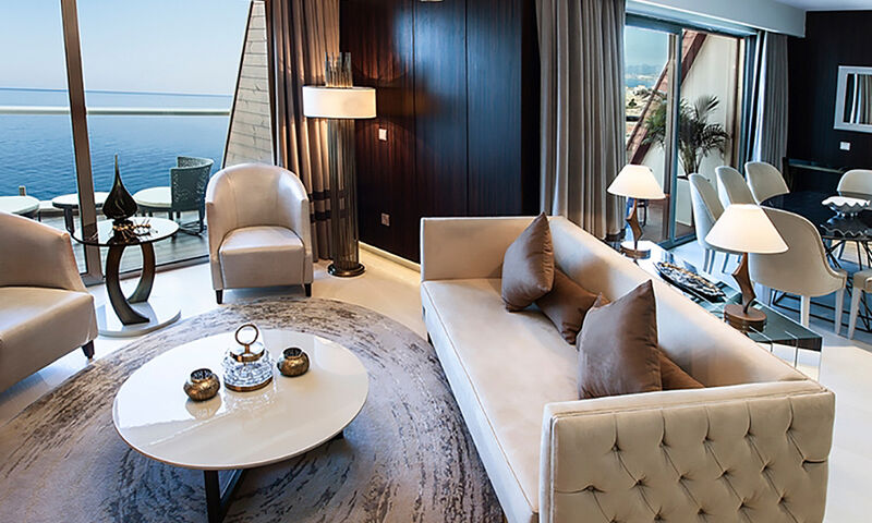 Elexus Hotel Resort 