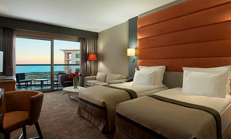 Elexus Hotel Resort 