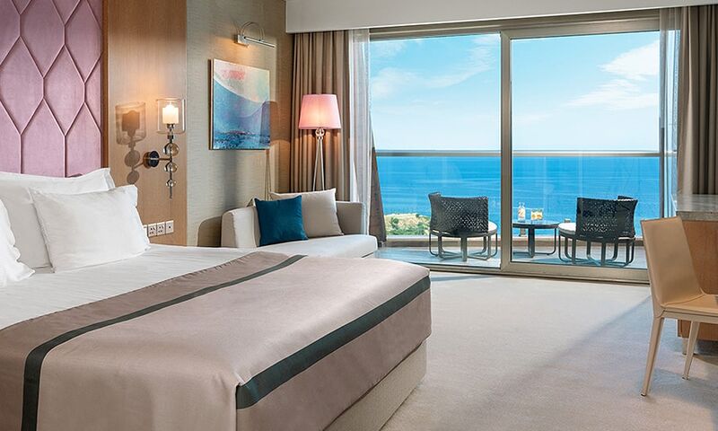 Elexus Hotel Resort 