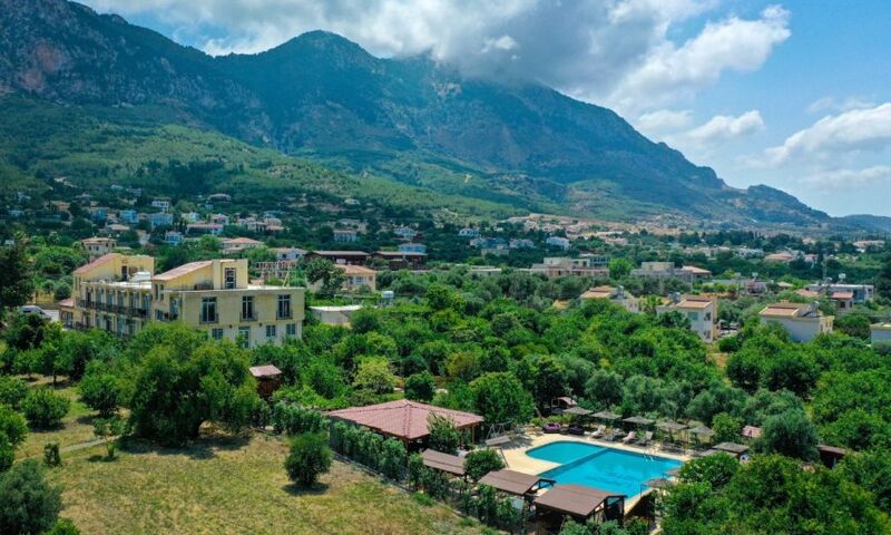 Lapida Garden Hotel