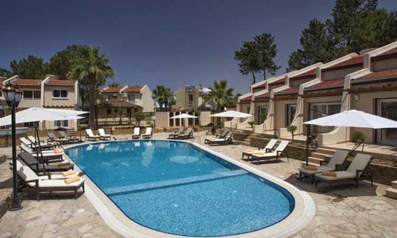 Le Chateau Lambousa Hotel