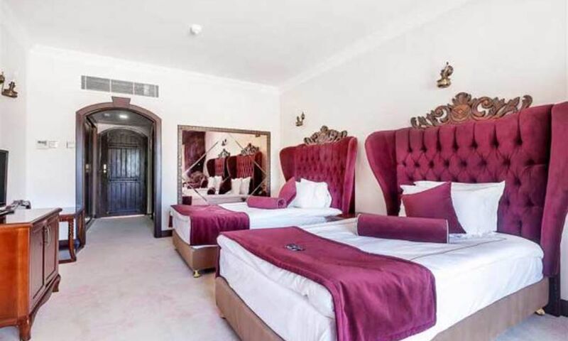 Le Chateau Lambousa Hotel
