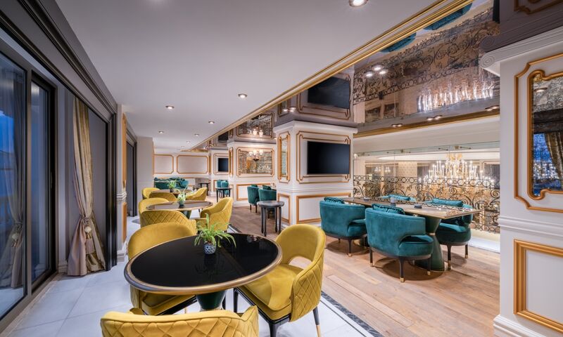 Les Ambassadeurs Hotel 